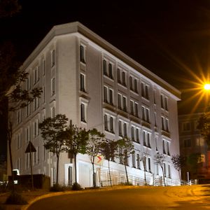 Zin D Home Otel Cekmekoey